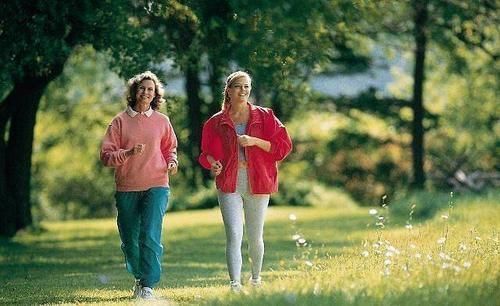 机能|经常锻炼，体质依旧弱？人到中年，一些事比运动更重要