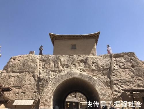 大话西游#大国匠心制片人推荐:不管花多少钱都要去的镇北堡,不仅只有《大话西游》