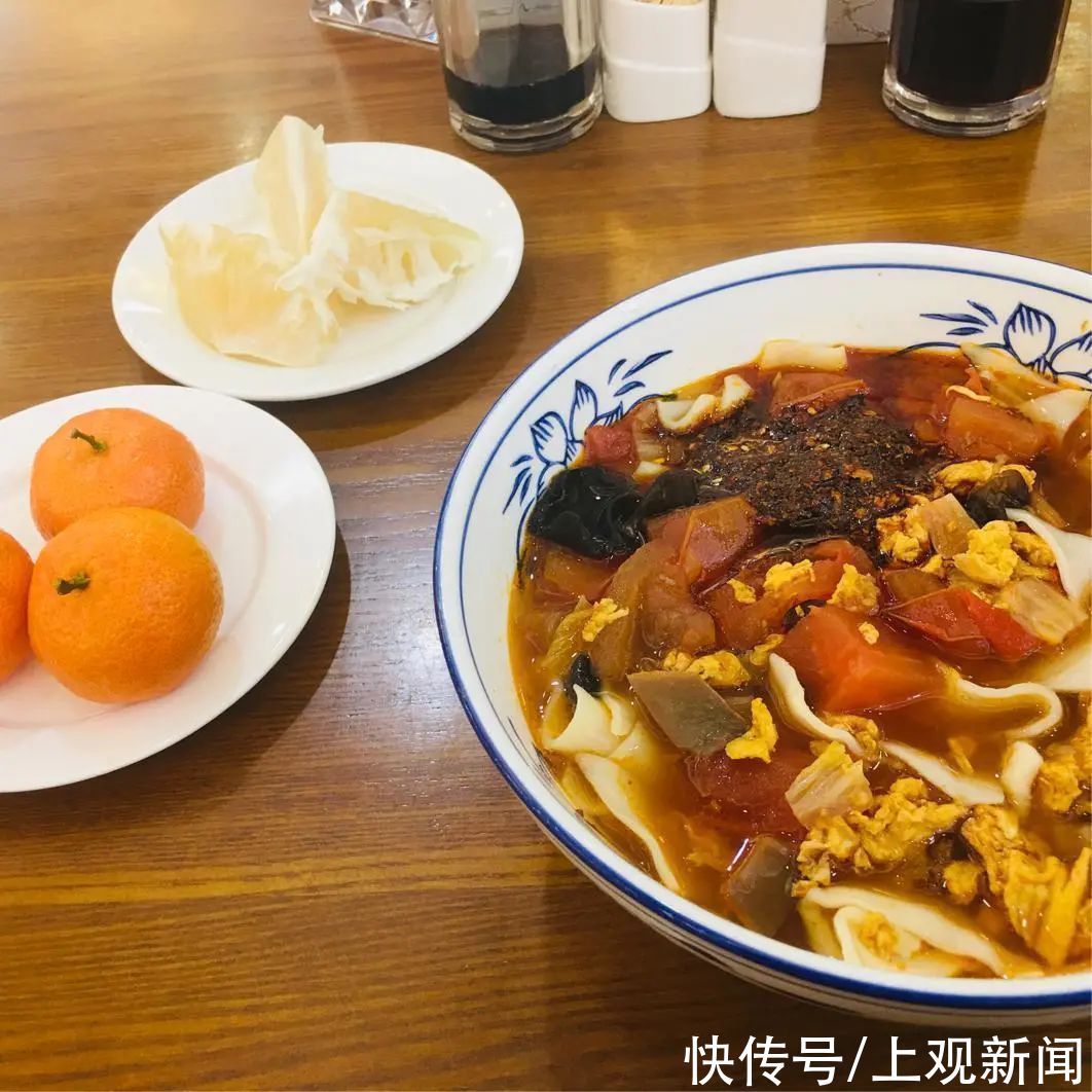 东东带你打卡东航食堂，有没有馋哭呢？