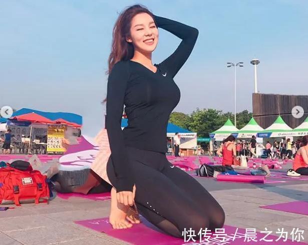 达人|38岁瑜伽达人撩走26岁鲜肉,身材超棒,保养秘籍是自律