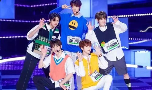 《创造营》首播差评连连，国内选手耍宝卖萌，国外选手实力碾压