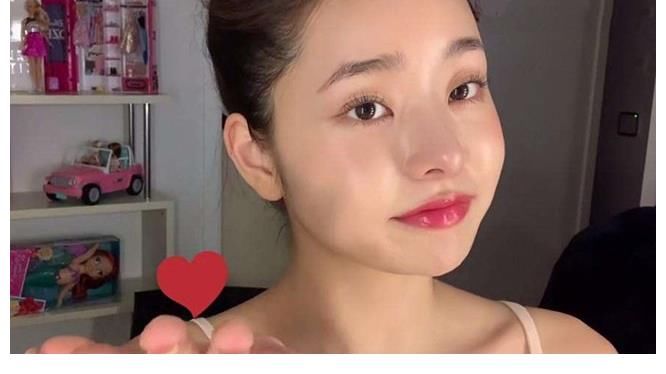 红得快翻车也快!宋智雅中国广告费高价,安利韩服全是汉制,过度营销引反感