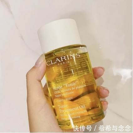 生长纹|光肚皮孕妈生长纹、妊娠纹修复两手抓!最佳淡化cp竟不是妊娠油!