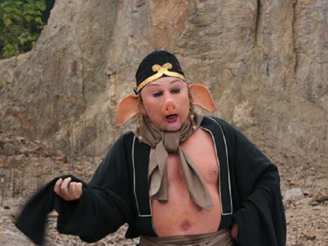 你知道猪八戒师父是谁吗比孙悟空师父来头大,玉帝也要礼让三分