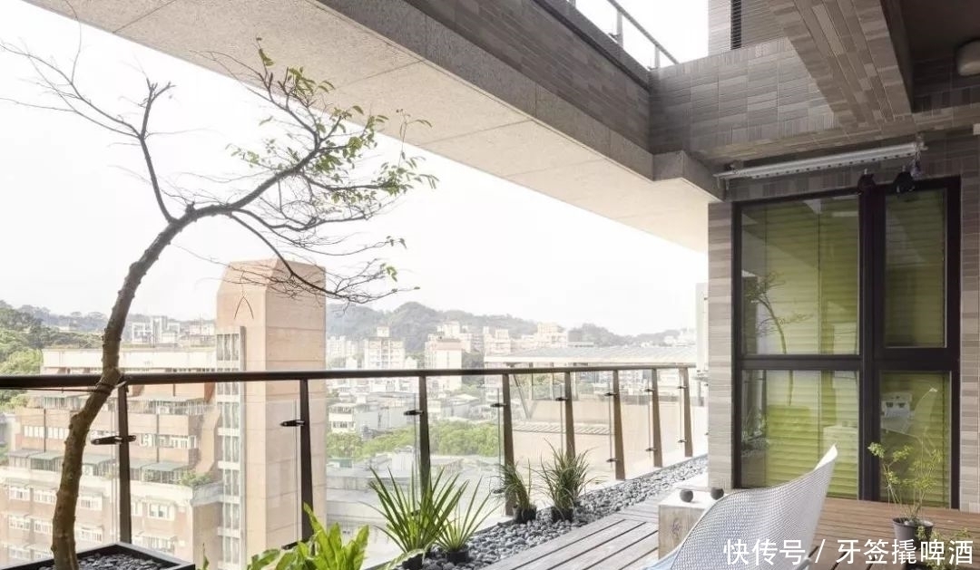 木地板|阳台要认真装,邻居家看着比我家大20㎡,全因做对这件事!