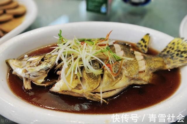 蒸鱼豉油怎么用?我告诉你两个最简单的用法