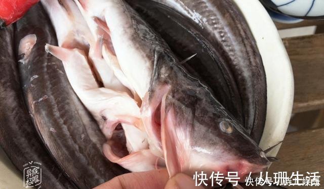 海鱼的100种吃法之一，炖鱼不放姜，无腥味，家人说锅太小不够吃！