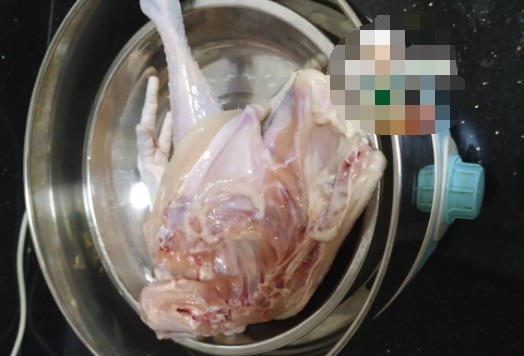这么做鸡肉,做法简单营养高,滑滑嫩嫩的,儿子连皮一起啃光