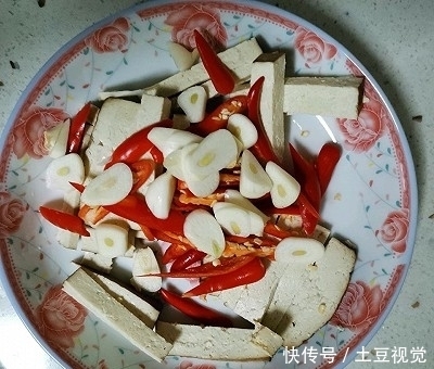 豆腐干炒芹菜的做法