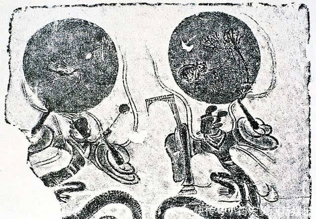 有何|出土的伏羲女娲图中,两人的手中各拿着曲尺和圆规,有何寓意?