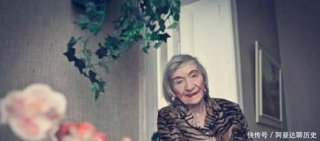 晚餐|95岁希特勒试毒女郎,15人只幸存她一个,每顿饭都像最后的晚餐