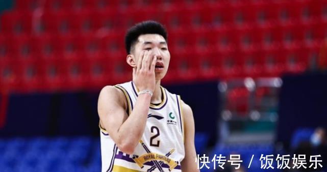 肘击|CBA重磅罚单!许钟豪肘击致廖三宁面部4处骨折 禁赛3场罚款十万