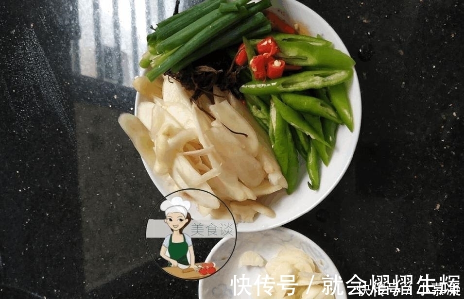 紫苏叶|越是热天, 我家就越喜欢吃这菜, 每回都炖1大锅, 少了埋怨不够吃