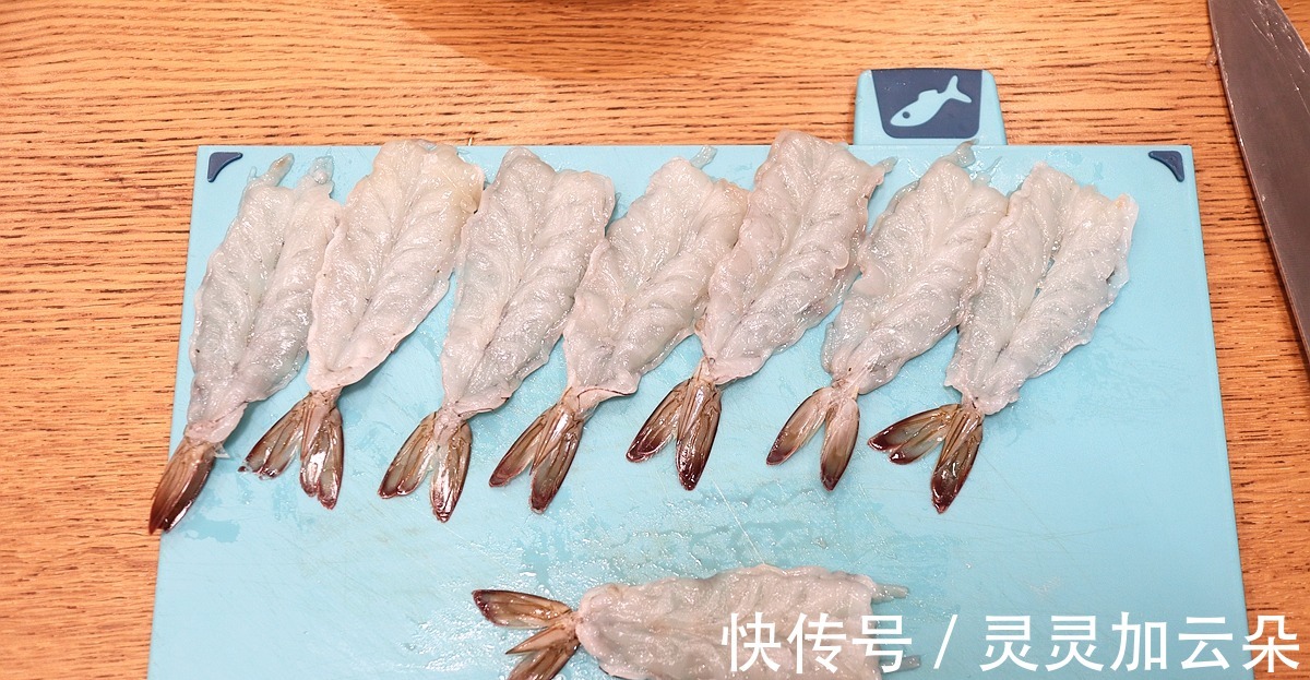 虾饼|立秋多喝这锅萝卜汤，清鲜甜美开胃顺气，搭配多种食材美得很！