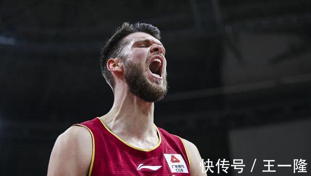 CB篮板联盟第一,数据包围小姚明!场均11分的蓝领,竟能统治CBA?