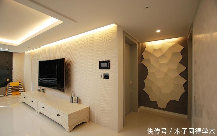 衣帽间|但凡买得起大平层，我都这样装，151㎡大气奢华，全屋黑色很高级