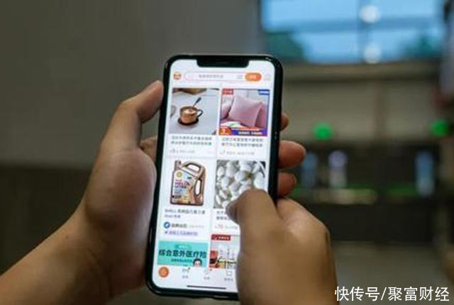 快递|快递企业放弃下沉市场，乡镇快递网点倒闭，农村人取件麻烦了？