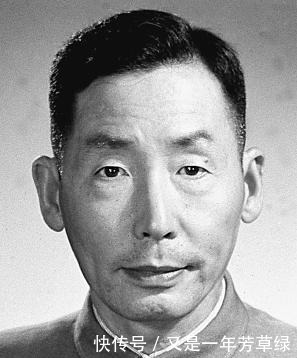 率部|淮海战役一司令误入敌营,不想报出自己姓名后,敌军立即率部起义