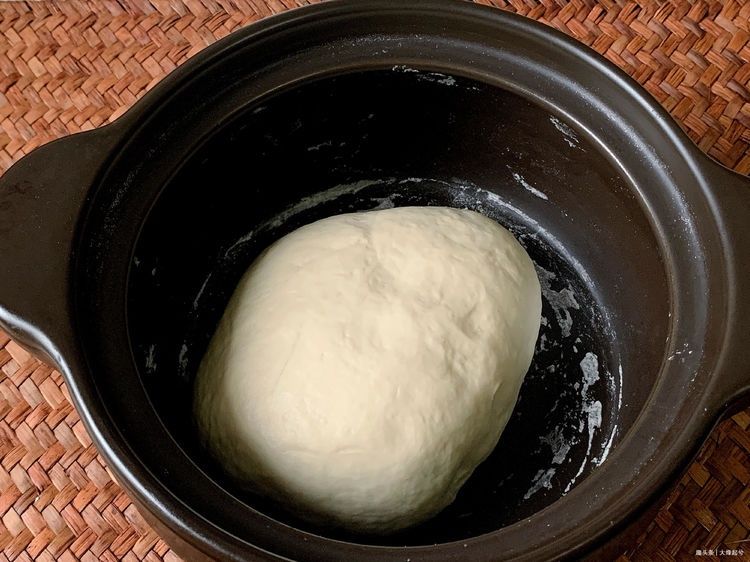 学会了可以摆摊的韭菜粉丝煎包教程，简单好学，内附馅料配方