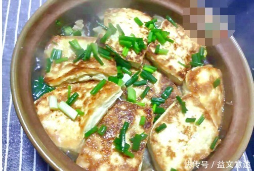 天冷,这菜要多吃,跟豆腐是绝配,焖一锅实在太鲜了,营养又暖身