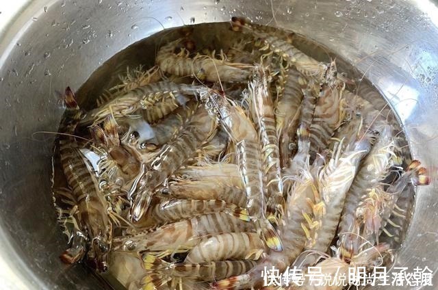 热水|煮虾时，用热水还是冷水原来都搞错了，难怪虾肉不鲜，腥味重