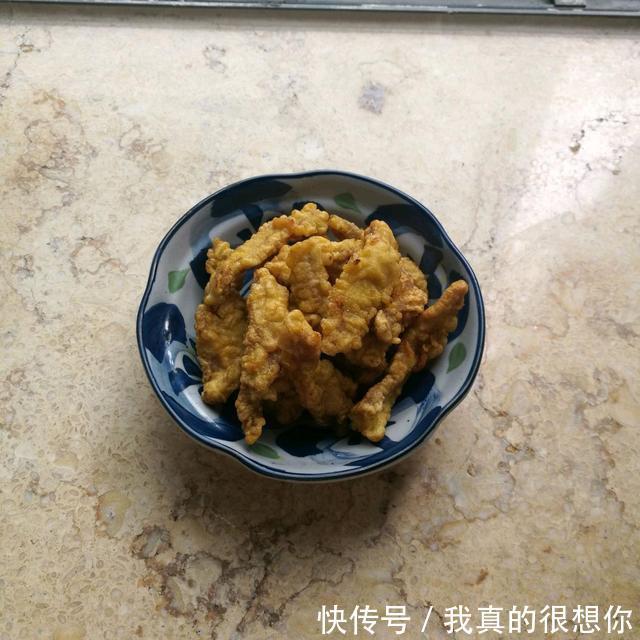外酥里嫩的软炸里脊，5分钟在家就能学会，味道纯正，老少皆宜