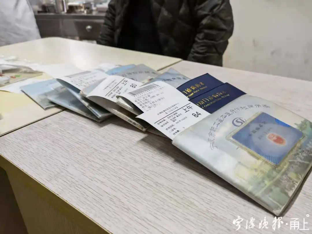 门诊室|有医院一天接诊100多人!越来越多年轻人陷入焦虑