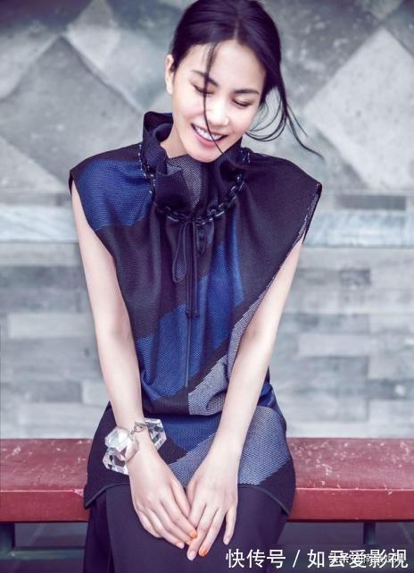 发型 50岁女人最好别留这“3种”发型,不仅大妈感十足,还显老没气质