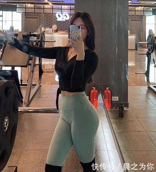 李敏智|140斤健身美女，3年塑造微胖曲线，不介意自己双腿粗壮