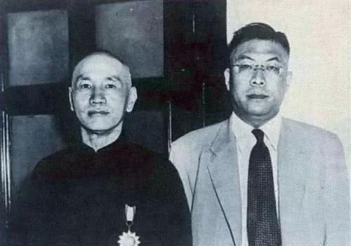 超级|此人当了总司令,一月丢失38座城池,引咎辞职后经商,成了超级富豪