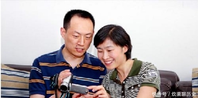 诚实 中国首位女宇航员,为何返回后就没露面?原来一直在背后作奉献