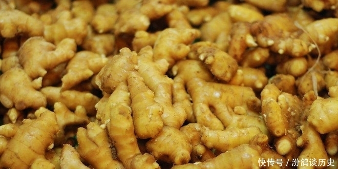 冰箱|保存生姜千万别放冰箱了!教你1个诀窍,生姜放上一年都新鲜饱满