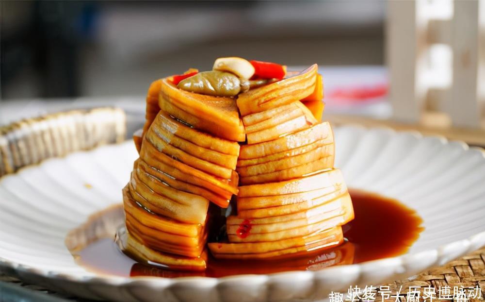 分享给大家|腊八蒜不爱吃?大厨教你腌腊八萝卜,酸辣爽口,比腊八蒜好吃