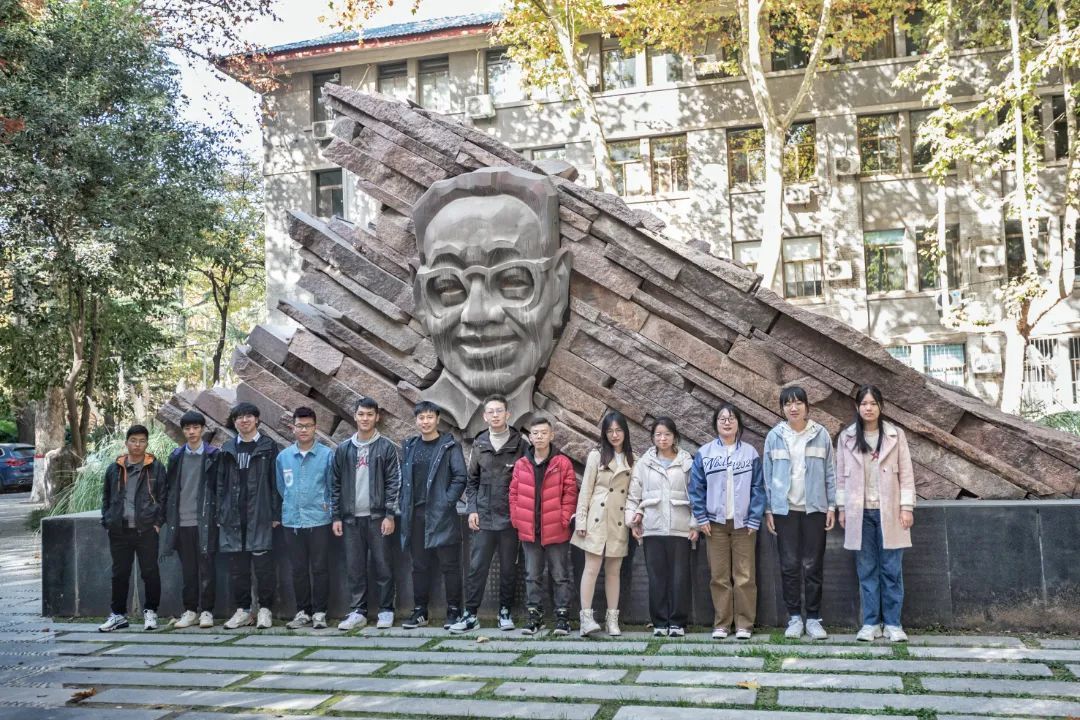 席锦钰|优秀！西北大学地质学系3宿舍15人齐保研！