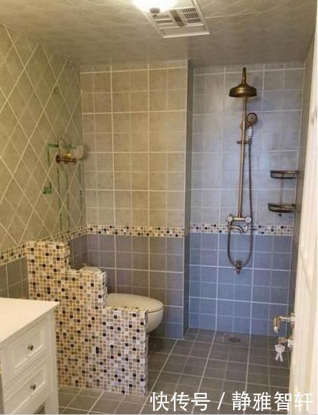 土气|马桶旁砌了半堵墙,被老婆骂土气,装修完她一看爱的不得了!