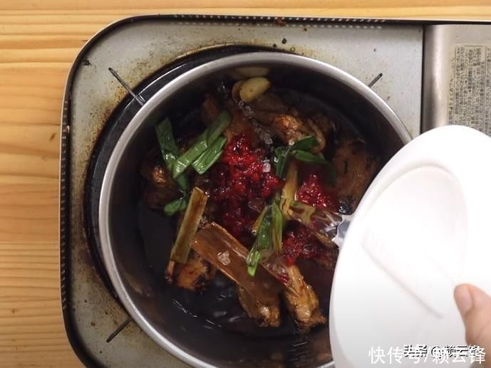 做法|家庭式排骨做法更简单，免去油炸一样入味又好吃