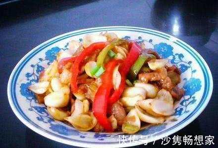 色香味俱全的几道下饭菜,简单美味可口,学起来做给家人尝尝