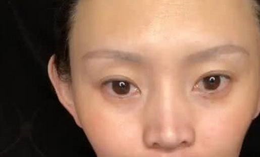 客官|姑娘嫌自己像马云,没钱整容努力学习化妆,男人看后移不开眼