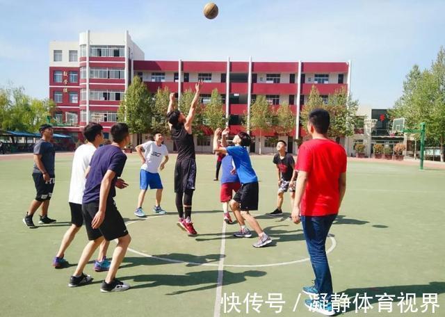 睡眠时间|中小学生“身高标准”出炉，毕业前达到这里才算达标，别拖了后腿