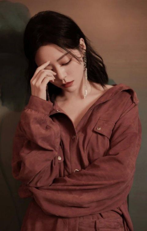 众人|有种“逆袭”叫张靓颖,曾被众人吐槽胖,离婚后瘦出了漫画腿!