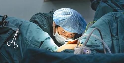 小金|很多医院让男医生接生,不会引起产妇反感吗?不妨听听医生的解释