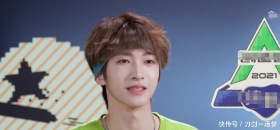 邓超 《创4》A班撑腰王飘了,主题曲考核划水,来看邓超如何点评