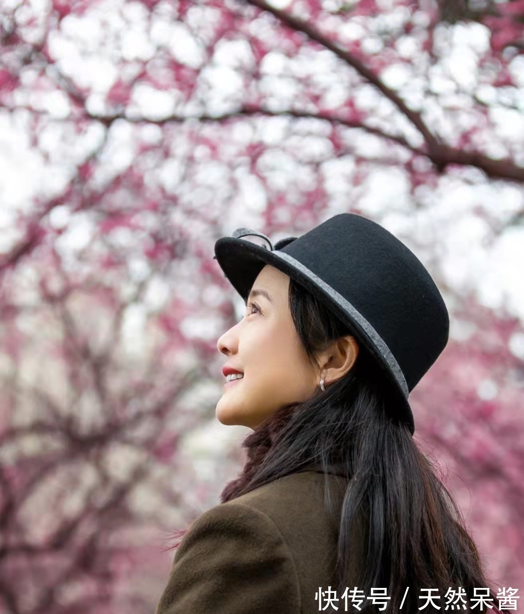 七律$七言格律:已将夙愿酬新月,妙有真空没齿嵌