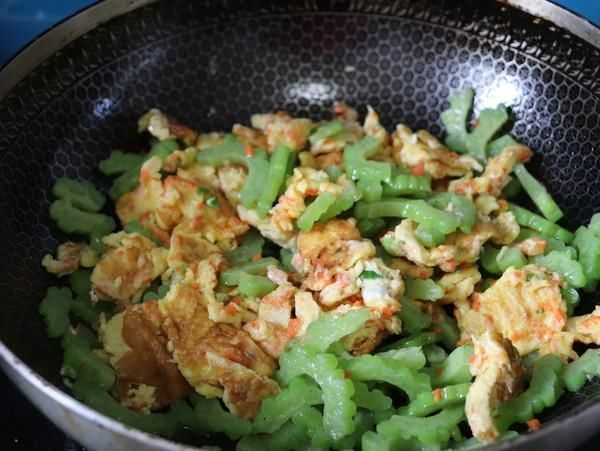 鸡蛋液|入睡难,睡眠浅,隔三差五吃这菜,清心安神,踏实入睡,一觉天亮