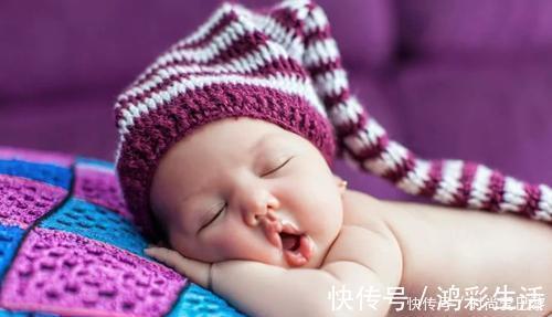 宝宝|家长注意;宝宝这几种睡觉“姿势”,是宝宝脾胃亮起了警示灯