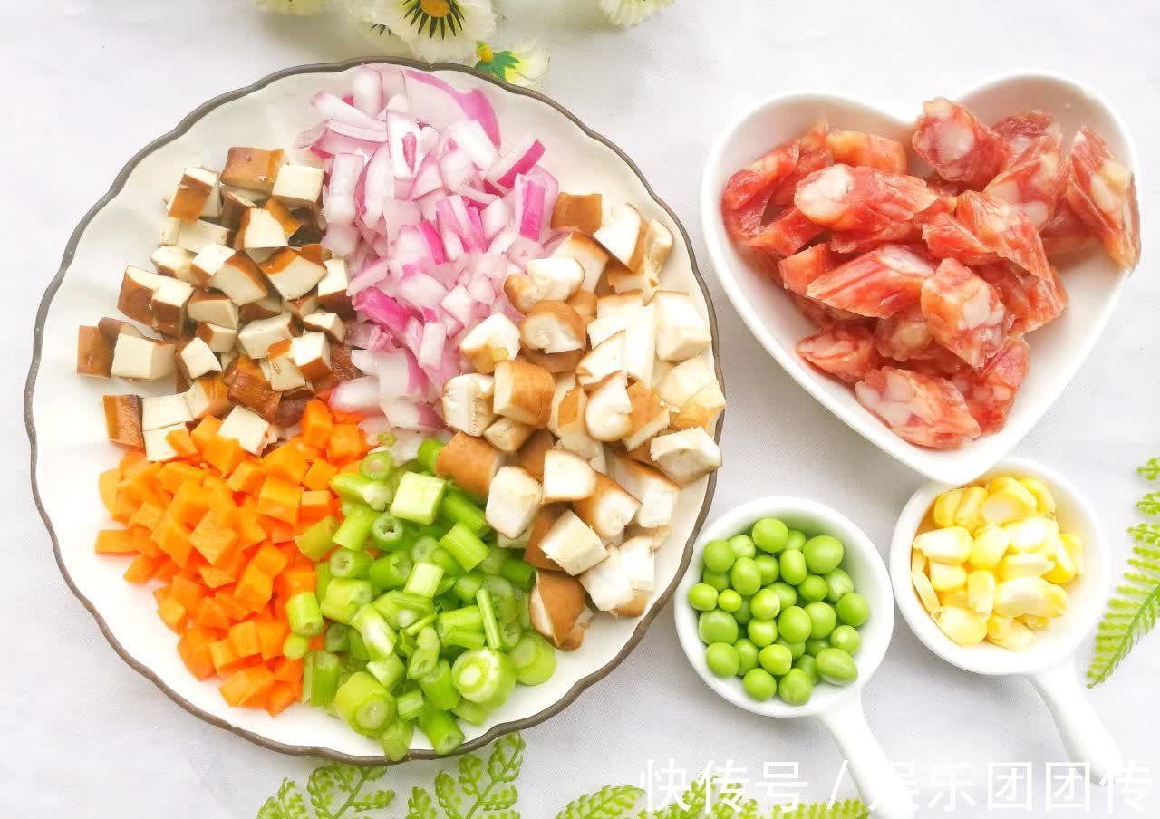 饭菜|懒人香菇香肠焖饭,做法简单,饭菜一锅出,省时又省力
