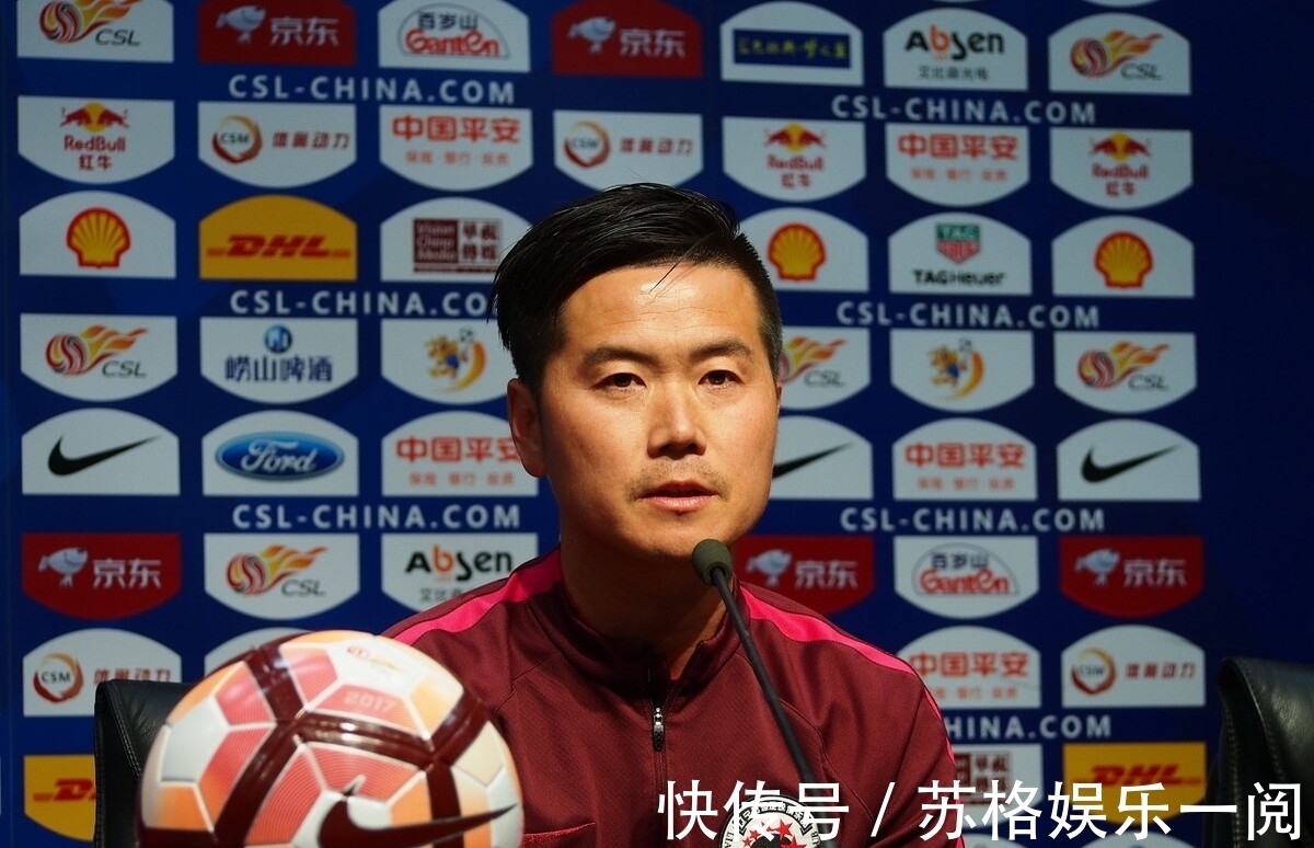 李金羽|李霄鹏执教至2023年后又有好消息，教练团队敲定3人，2人曾是队友