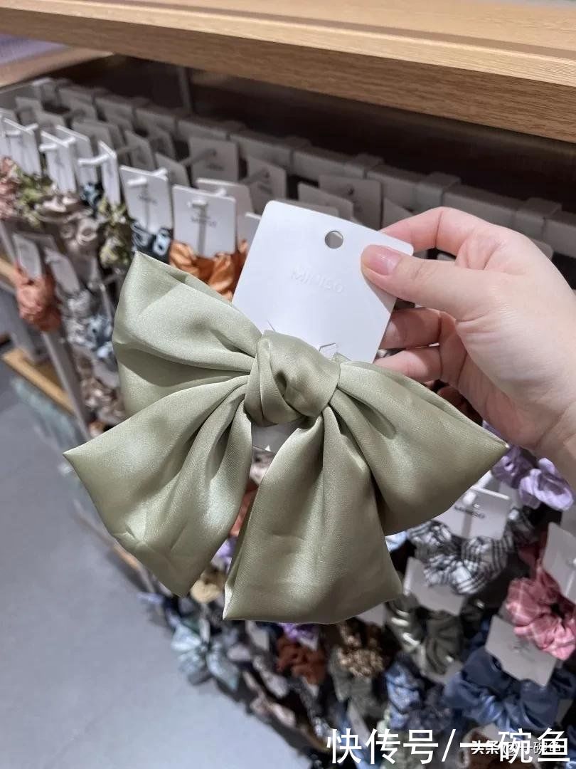 羊毛卷|教你一招“摆脱土气”!选错夏季发型,分分钟显老10个度