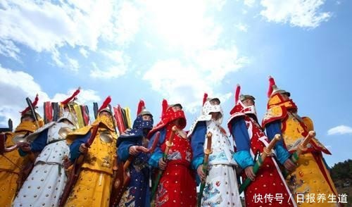 退位|清朝退位之时在东北还有三十万八旗，不入关硬刚，却选择退位