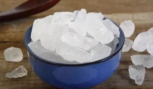 冰糖、白糖、红糖有啥区别？营养价值相差很大，学会可别再乱用了